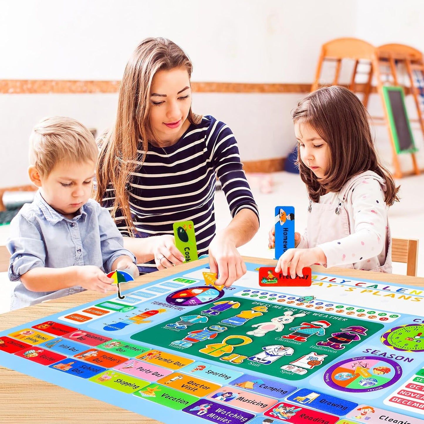 deAO Toddler Daily Calendar Felt Board for Kids Busy Board Circle Time Kindergarten Preschool Classroom Learning Activities Felt Board Wall Hanging Gift for Kids